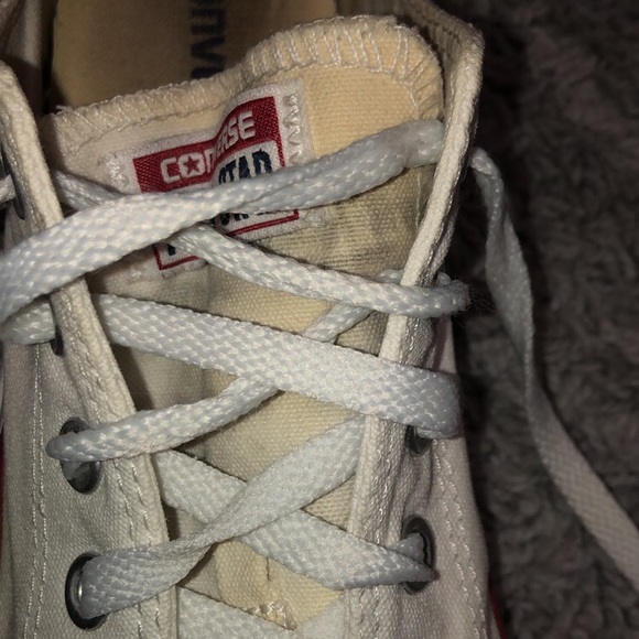 Converse - Picture 2 of 5